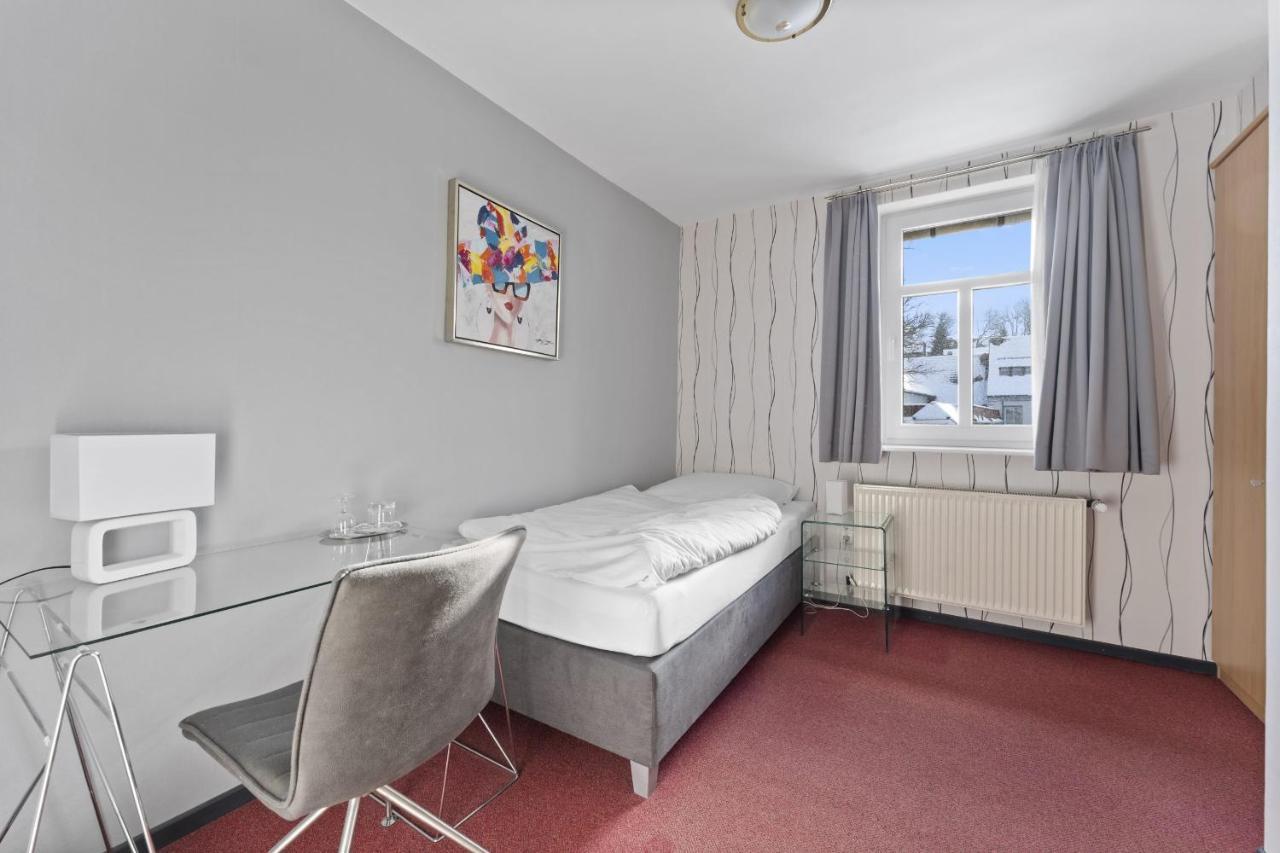 ザンクト・アンドレーアスベルク Gruppenhaus St Andreasberg Braunlage Harzヴィラ エクステリア 写真